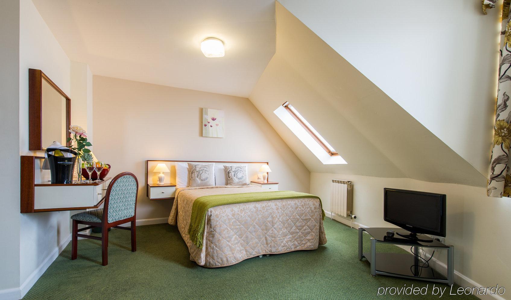 The Samares Coast Hotel & Apartments Saint Helier Jersey Oda fotoğraf