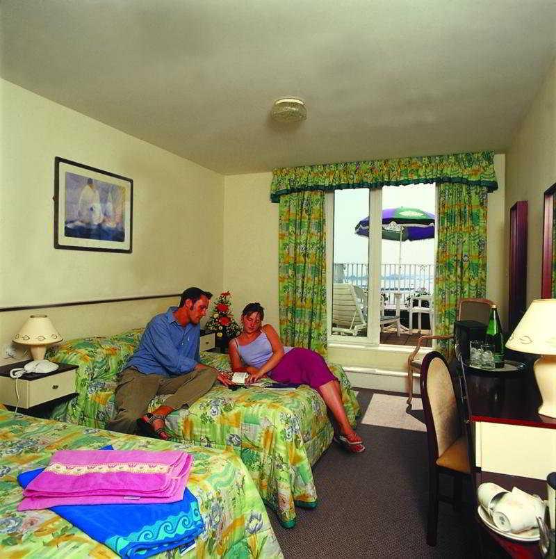 The Samares Coast Hotel & Apartments Saint Helier Jersey Oda fotoğraf